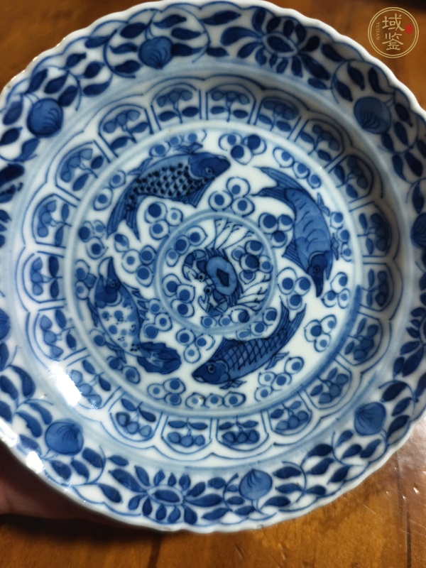 古玩陶瓷青花魚藻紋杯碟真品鑒賞圖