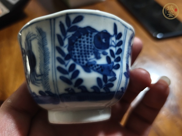 古玩陶瓷青花魚藻紋杯碟真品鑒賞圖
