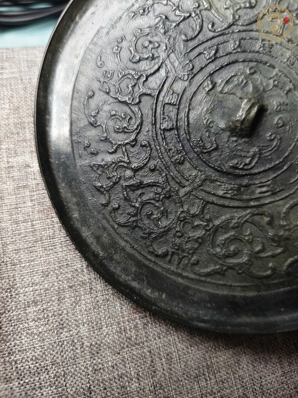 古玩銅器龍紋銅鏡真品鑒賞圖
