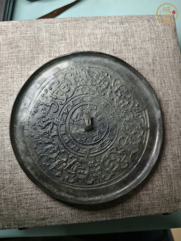 古玩銅器龍紋銅鏡真品鑒賞圖