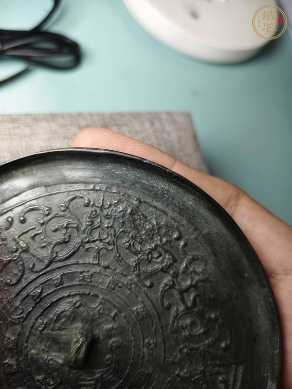 古玩銅器龍紋銅鏡真品鑒賞圖