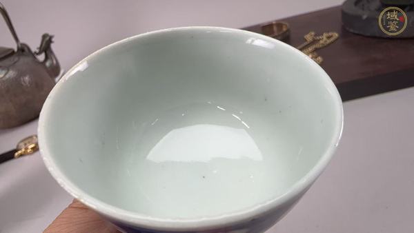 古玩陶瓷青花留白冰梅紋杯真品鑒賞圖