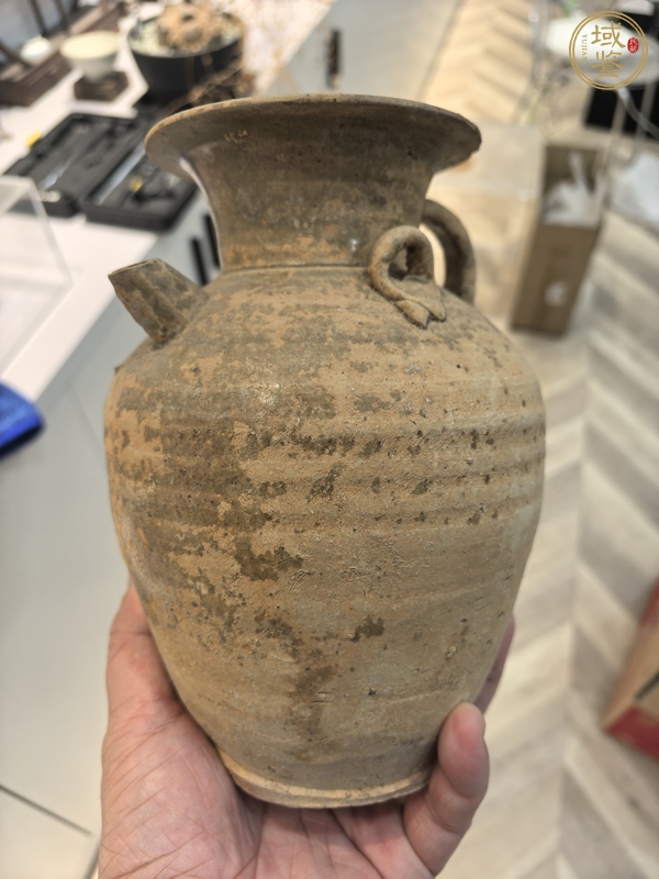 古玩陶瓷褐釉執(zhí)壺真品鑒賞圖