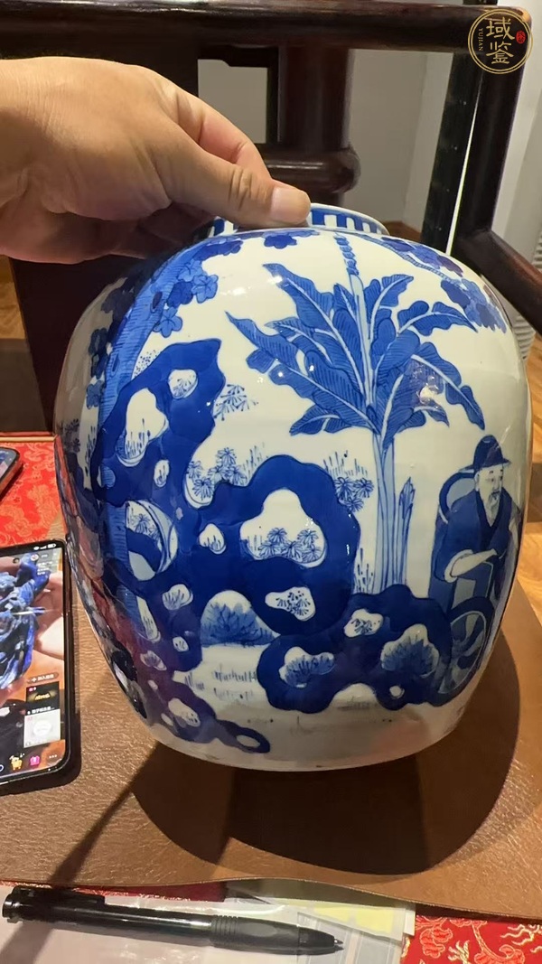 古玩陶瓷人物紋青花罐真品鑒賞圖