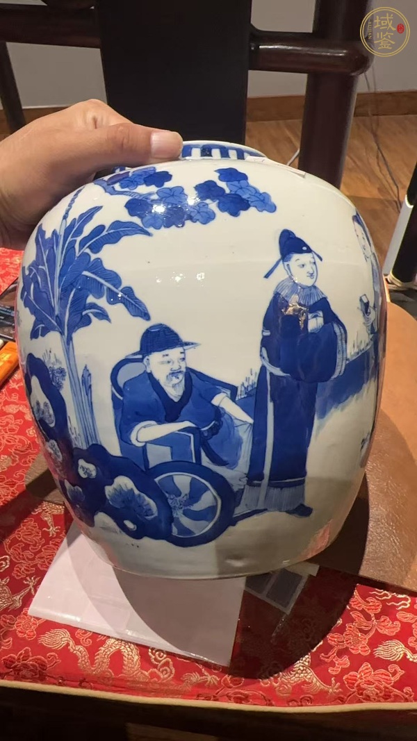 古玩陶瓷人物紋青花罐真品鑒賞圖