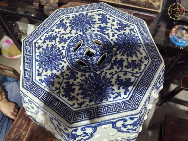 古玩陶瓷青花繡蹲真品鑒賞圖