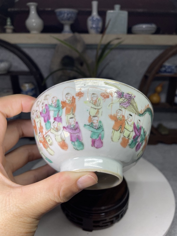 古玩陶瓷清同治細路粉彩百子鬧龍燈碗拍賣，當前價格2799元