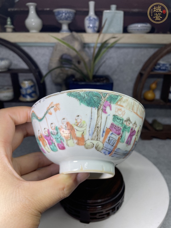 古玩陶瓷粉彩百子圖茶碗真品鑒賞圖