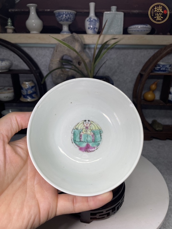 古玩陶瓷粉彩百子圖茶碗真品鑒賞圖