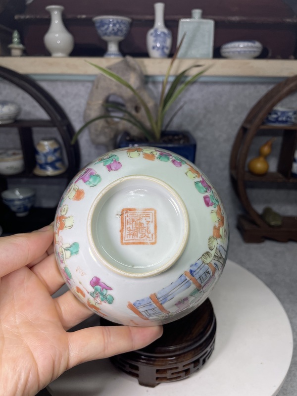 古玩陶瓷清同治細路粉彩百子鬧龍燈碗拍賣，當前價格2799元