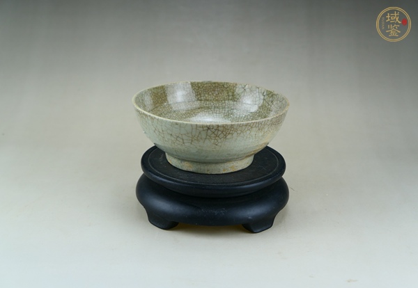 古玩陶瓷哥釉高足碗真品鑒賞圖