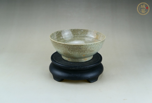 古玩陶瓷哥釉高足碗真品鑒賞圖