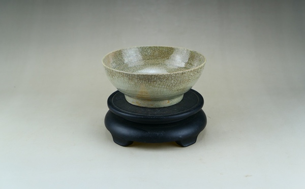 古玩陶瓷元末明初.哥釉高足碗拍賣，當前價格37元