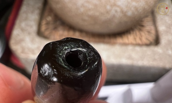 古玩玉器天然纏絲瑪瑙珠真品鑒賞圖