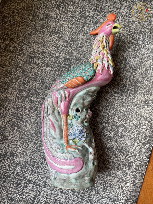 古玩粉彩鳳凰塑像真品鑒賞圖