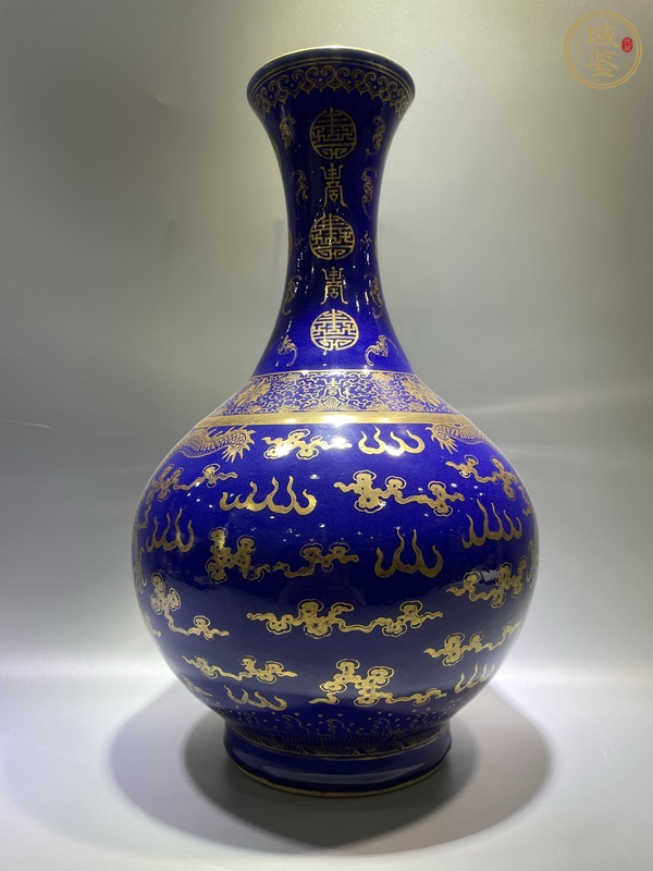 古玩陶瓷清光緒 官窯霽藍描金雙龍戲珠玉堂春賞瓶真品鑒賞圖