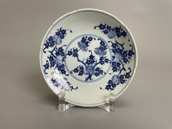 古玩轉(zhuǎn)賣清雍正 青花福壽三多紋盤拍賣,當(dāng)前價格550元