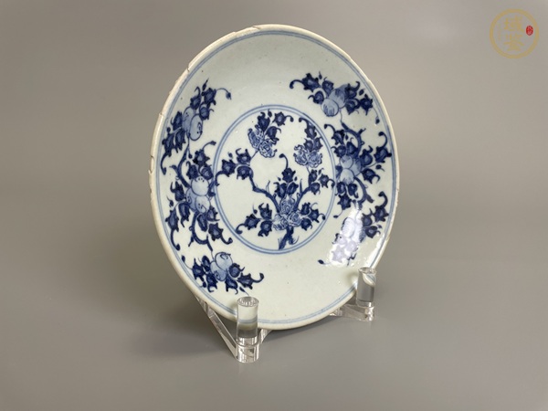 古玩陶瓷清雍正 青花福壽三多紋盤真品鑒賞圖