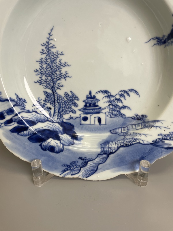 古玩陶瓷清乾隆 青花山水風景紋花口盤拍賣，當前價格980元
