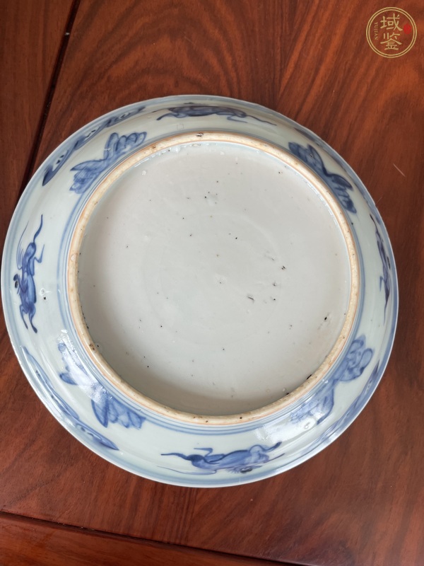 古玩陶瓷人物紋青花盤真品鑒賞圖
