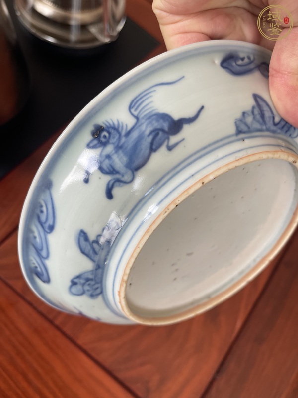古玩陶瓷人物紋青花盤真品鑒賞圖
