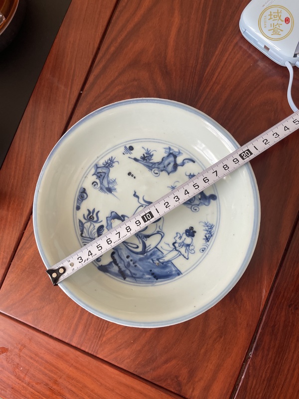 古玩陶瓷人物紋青花盤真品鑒賞圖