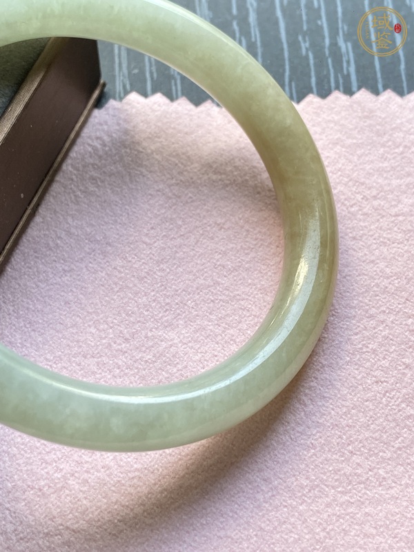 古玩玉器天然翡翠手鐲真品鑒賞圖