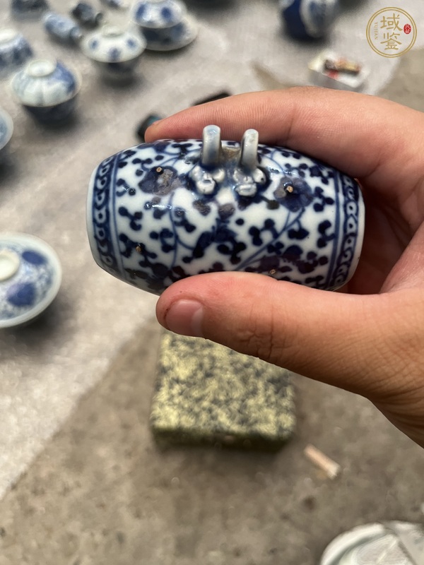 古玩陶瓷青花鳥食罐真品鑒賞圖