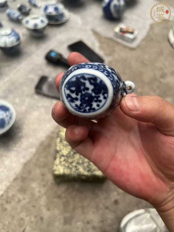 古玩陶瓷青花鳥食罐真品鑒賞圖