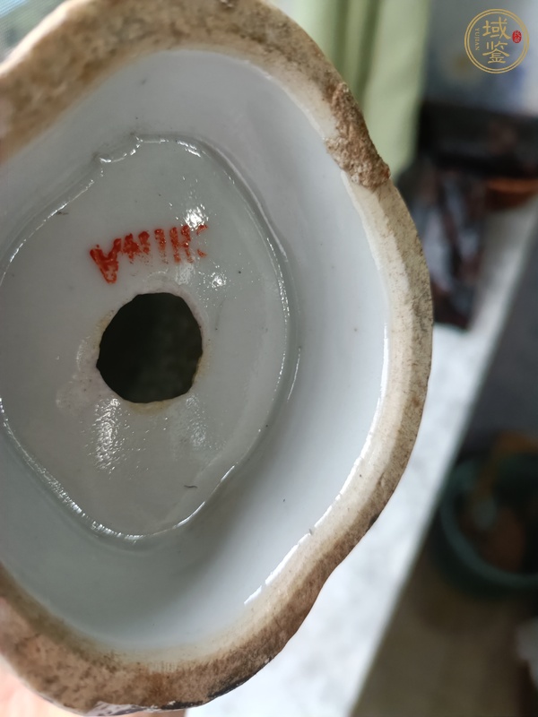 古玩陶瓷清末民初粉彩刀馬旦紋海棠瓶真品鑒賞圖