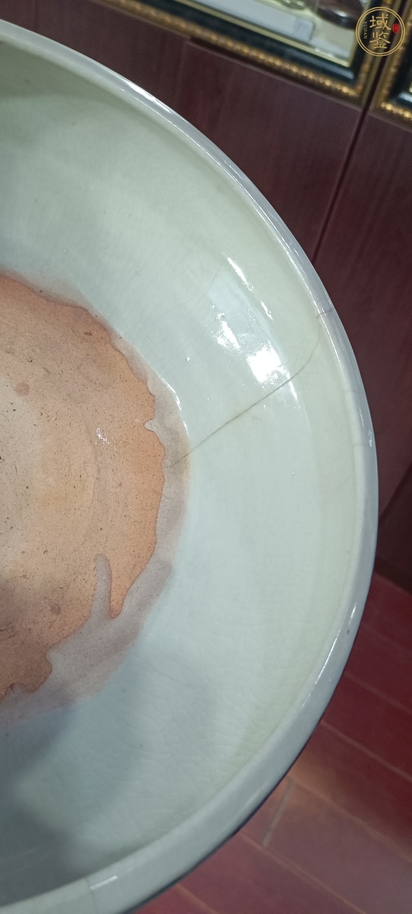 古玩陶瓷花卉紋三足青花香爐真品鑒賞圖