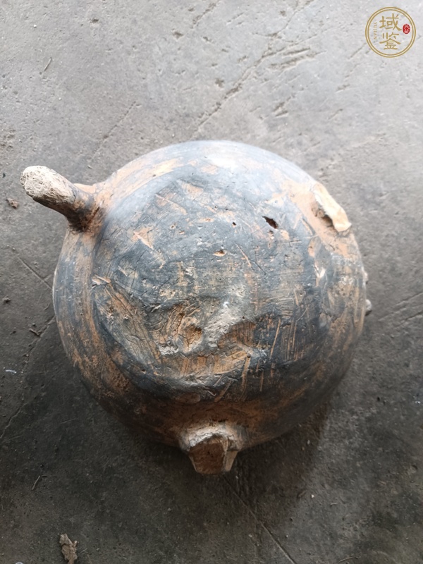 古玩陶瓷灰陶鼎真品鑒賞圖