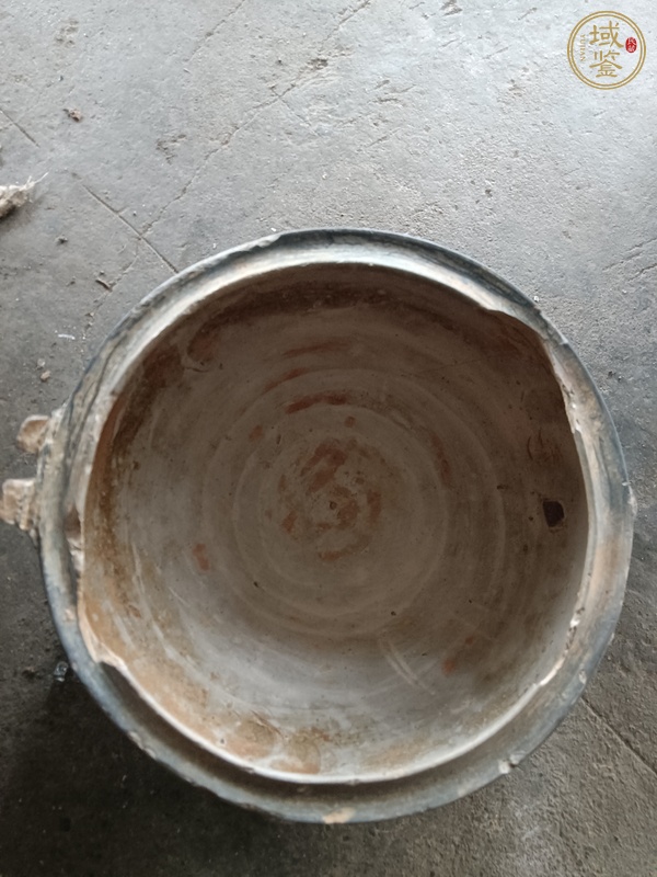 古玩陶瓷灰陶鼎真品鑒賞圖
