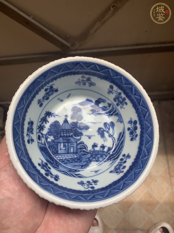 古玩陶瓷青花山水碗真品鑒賞圖