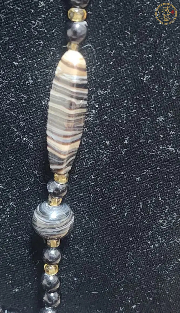 古玩玉器纏絲瑪瑙珠真品鑒賞圖