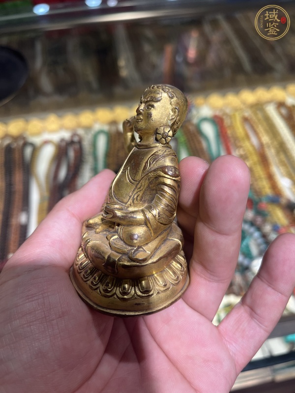 古玩銅器銅鎏金上師像真品鑒賞圖