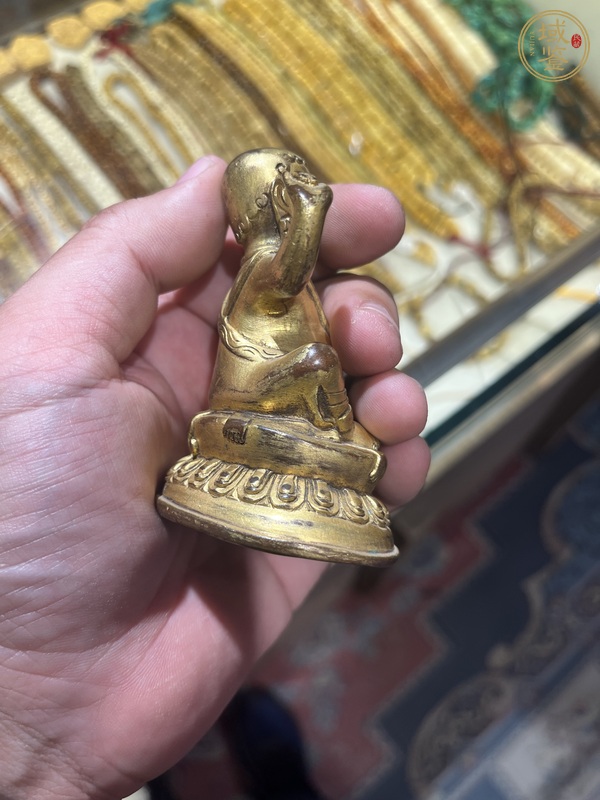 古玩銅器銅鎏金上師像真品鑒賞圖