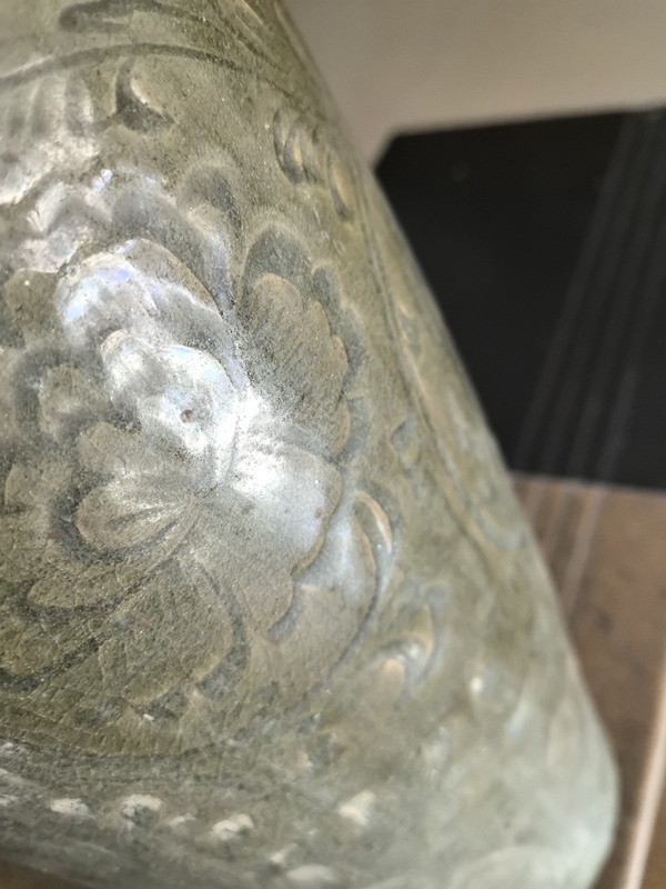 古玩陶瓷青釉剃刻花梅瓶拍賣，當前價格0元