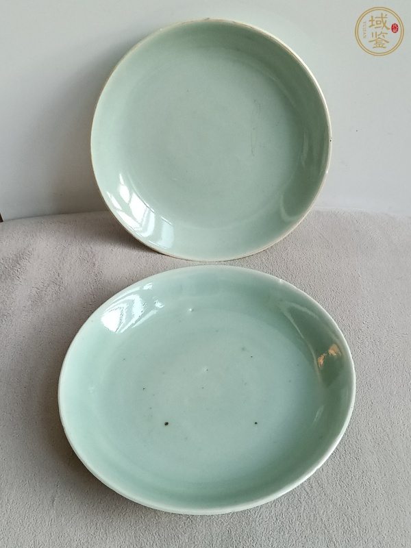 古玩豆青釉盤真品鑒賞圖