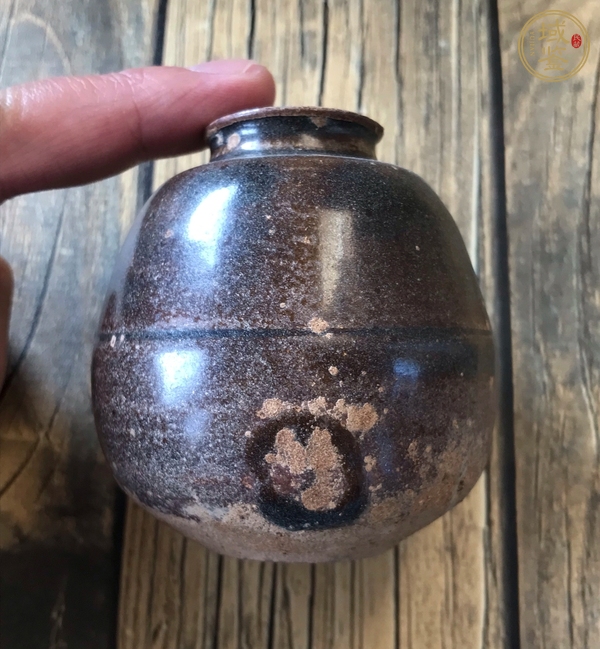 古玩陶瓷宋元洪塘窯褐釉茶入真品鑒賞圖