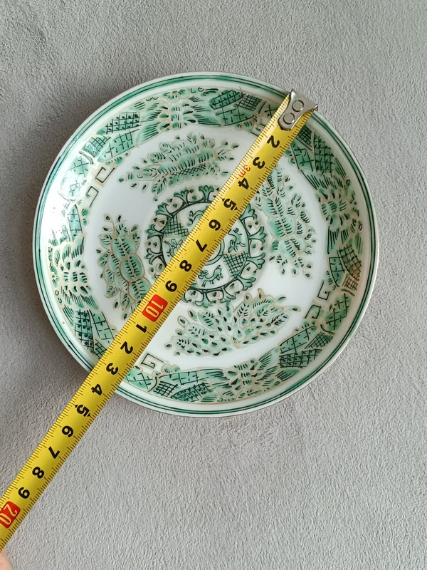 古玩陶瓷綠彩纏枝花紋盤拍賣,當前價格238元