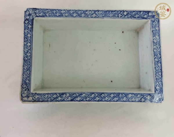 古玩陶瓷青花鏤空水仙盆真品鑒賞圖