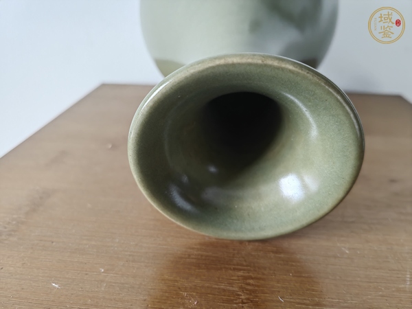 古玩陶瓷龍泉窯玉壺春瓶真品鑒賞圖