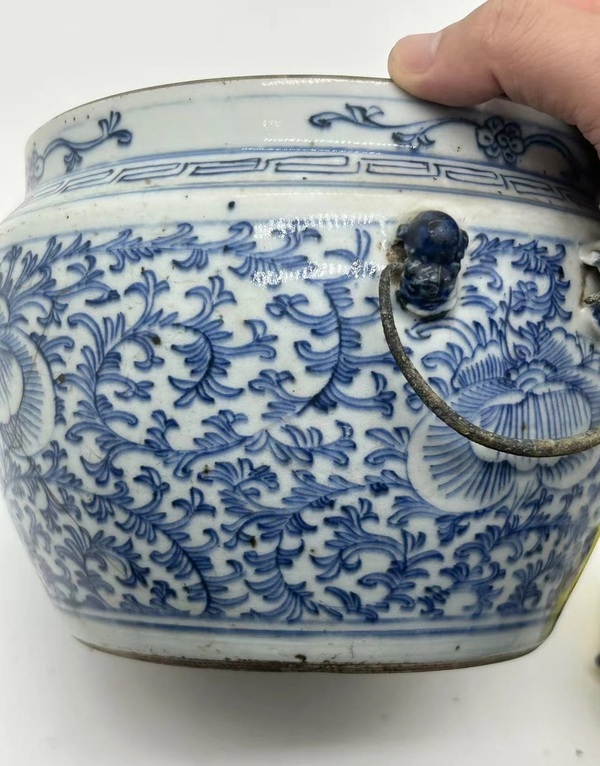 古玩陶瓷青花淡描纏枝花卉紋粥罐拍賣,當前價格688元