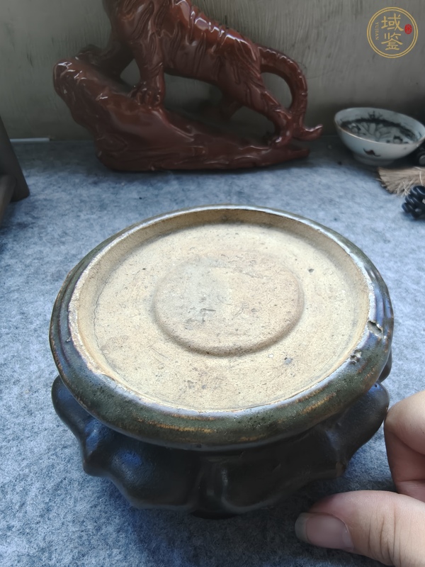 古玩陶瓷茶葉末釉底座真品鑒賞圖