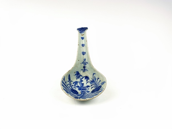 古玩陶瓷清中晚·青花松石如意獸頭大勺拍賣,當(dāng)前價格0元