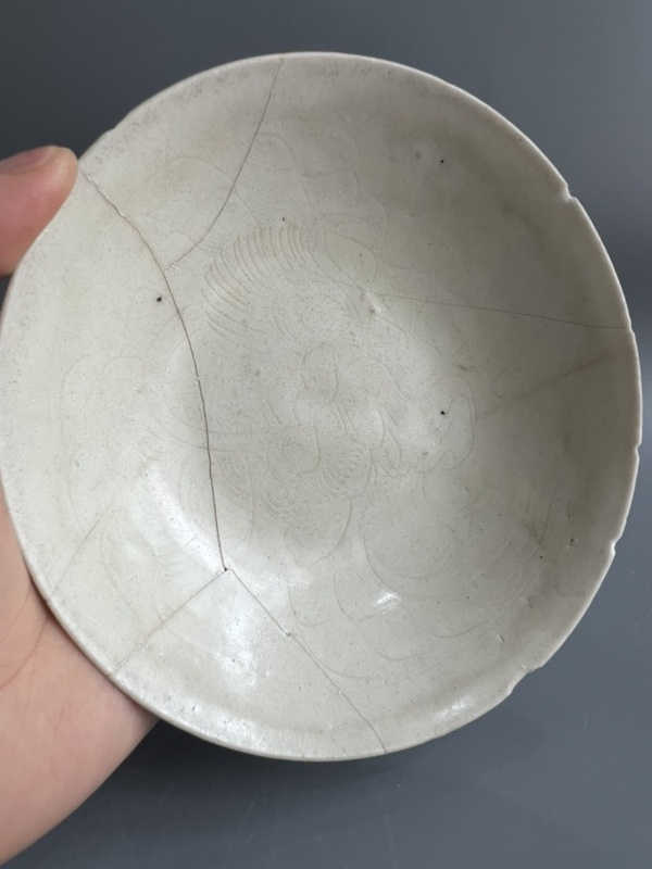 古玩陶瓷南定刻魚化龍葵口碗拍賣,當前價格0元