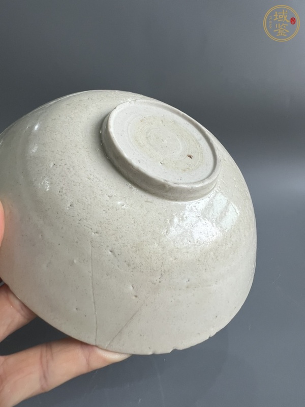 古玩陶瓷南定刻魚化龍葵口碗真品鑒賞圖