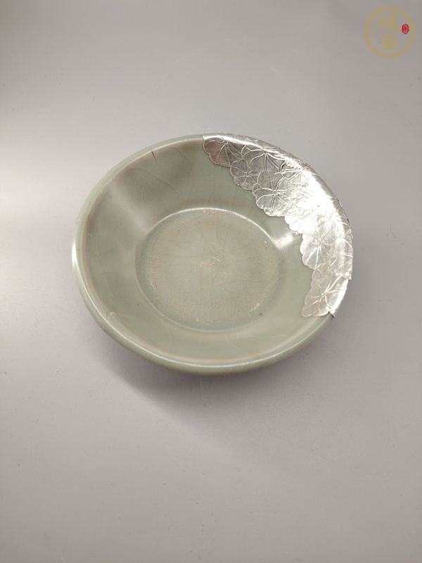古玩陶瓷龍泉青瓷水洗真品鑒賞圖