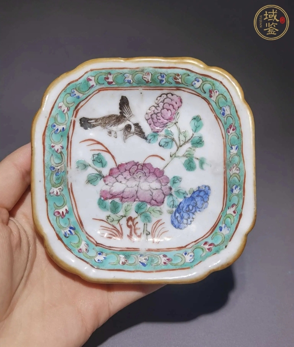 古玩花鳥紋粉彩盤真品鑒賞圖